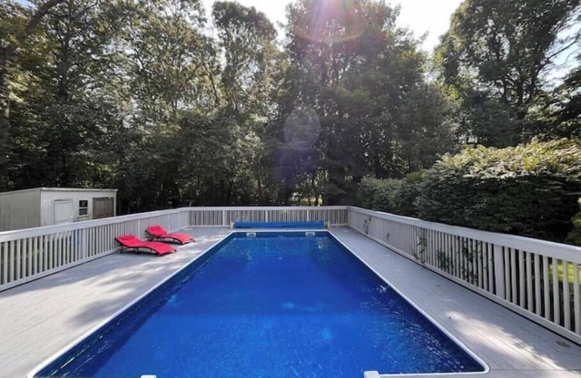 Peaceful 3 BR with a pool near the beach!