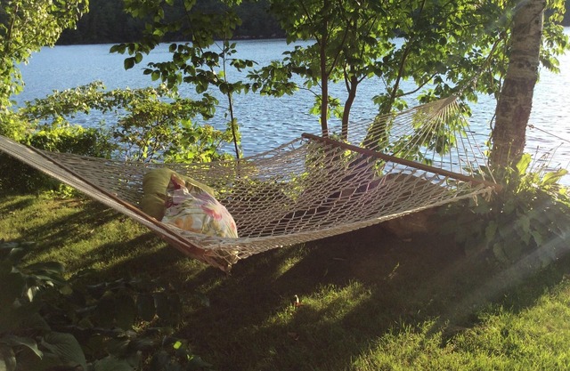 Perfekte, friedliche Ferienhäuser am See. Bequem nach Halifax und Flughafen