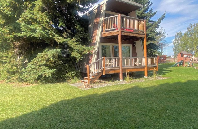 Peaceful Billings Chalet