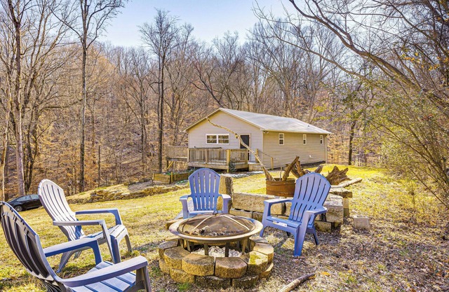 Peaceful Cabin at Lake Logan w/ Spacious Yard!