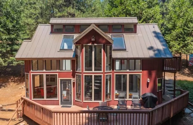 Peaceful cabin in the Sierra, 45 min to Kirkwood