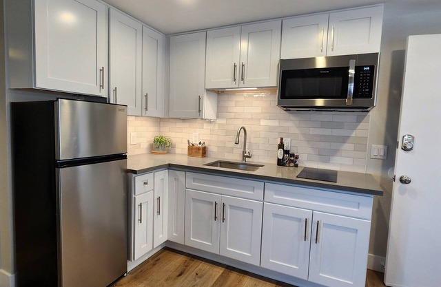 Peaceful Condo in Village with Woods View
