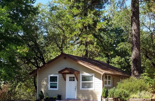 Ponderosa Pines Cottage in den Ausläufern der Sierra Nevada