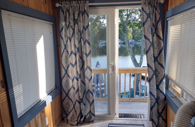 Peaceful Cottage with Pond/Lake minutes from Cape Cod