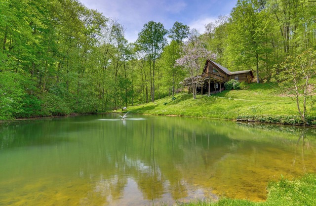 Peaceful Country Home < 5 Mi to Lake Cumberland