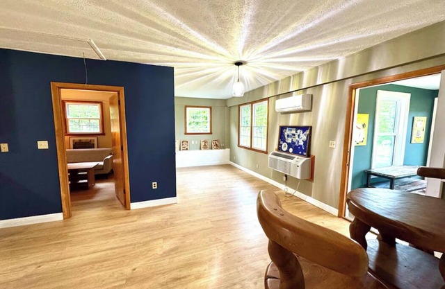 Peaceful Country Retreat with Modern Comforts – Minutes from Nashville