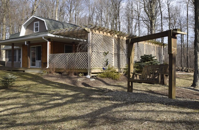 Peaceful Cozy Cabin