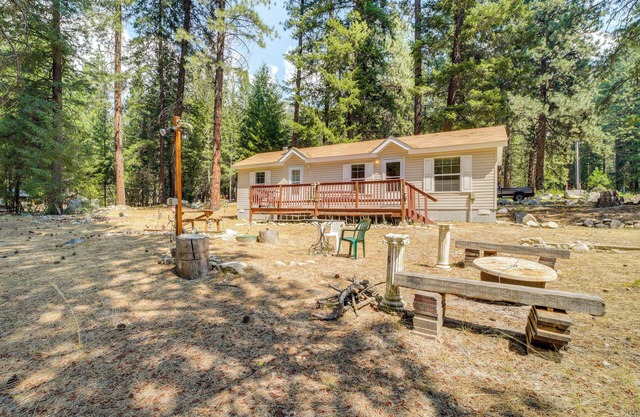 Peaceful Entiat Home: Pets Welcome!