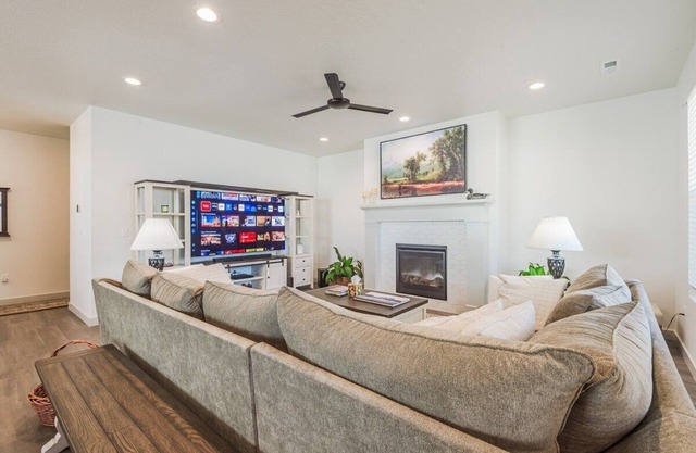 Peaceful Escape w/ Office | Near Ogden & Snowbasin