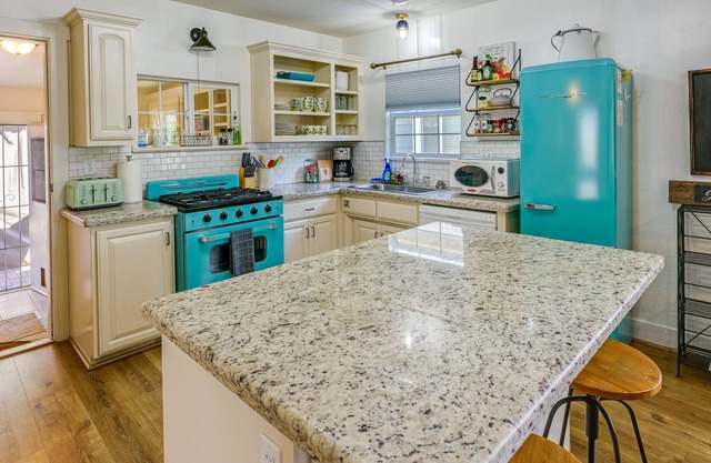 Peaceful Exeter Home: Private Patio, EV Charger