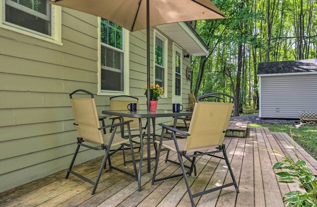 Peaceful Finger Lakes Apartment with Patio!