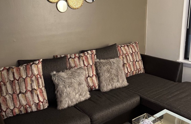 Peaceful Hidden Gem Near The Beach Ideal For Longer Stays