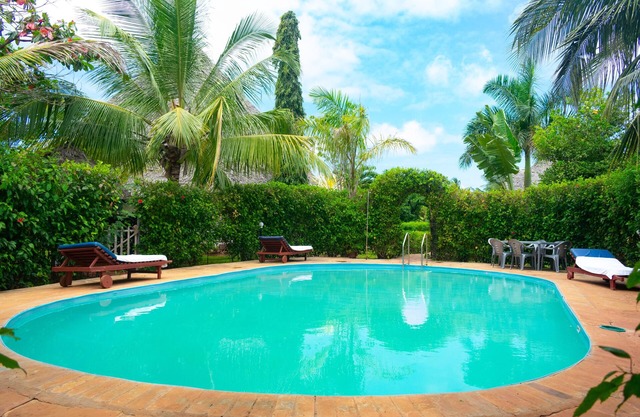 teilweise klimatisiert Cottage familienfreundlich mit eingezäunten Pool