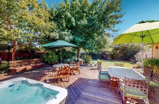 Peaceful Hideaway with Private Hot Tub, Fenced Dog-Friendly Yard & Patio