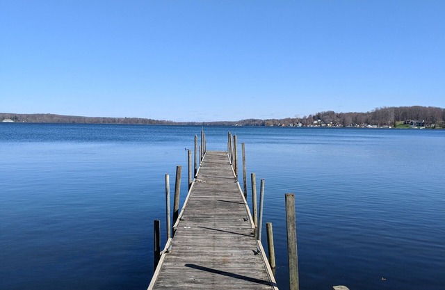 Friedliche Lakefront Cottage - komplett im Jahr 2017 renoviert - Avail. Das ganze Jahr!