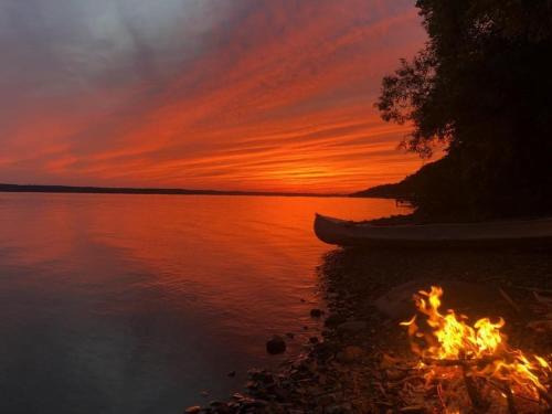 Peaceful Lakefront Getaway on Cayuga Lake cottage