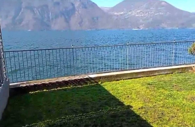 Peaceful Lakefront