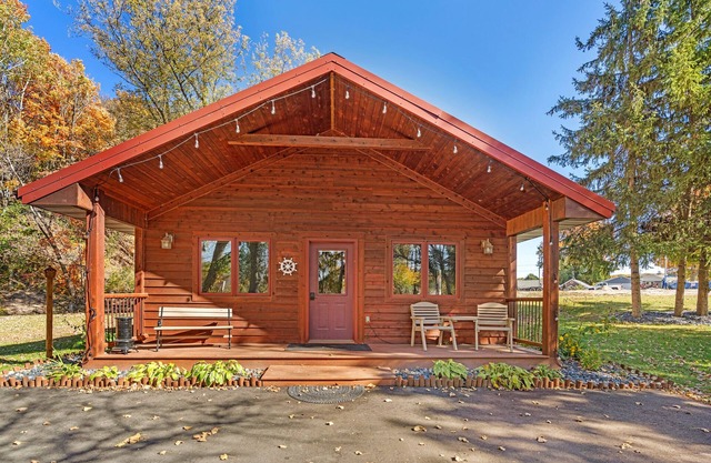 Peaceful Lakefront Property ONLY 9.5 miles from Road America !