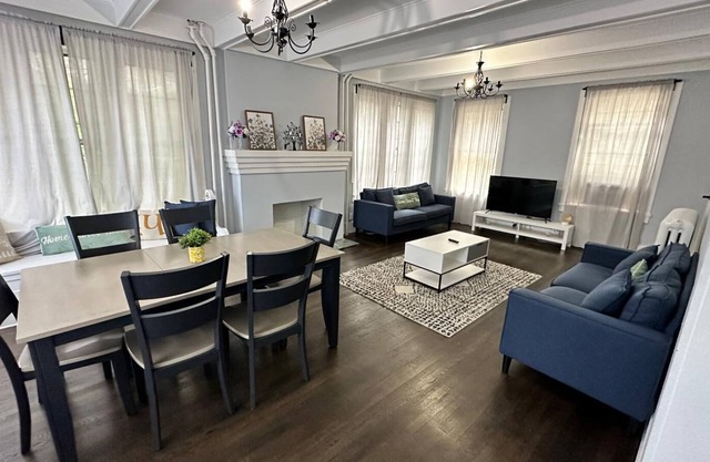 Peaceful Mansion in White Plains. Close to everything