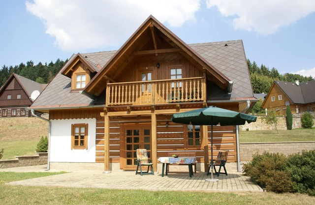 Ferienhaus in Stupna mit Garten