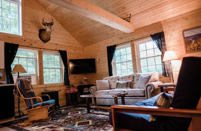 Peaceful Mountain View Retreat Near Trout Streams & Snowshoe