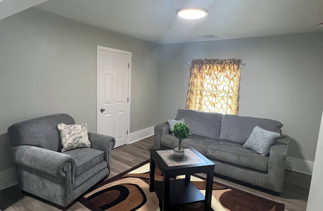 Peaceful Onset Beach Home. 5 Bedrooms, Wareham MA