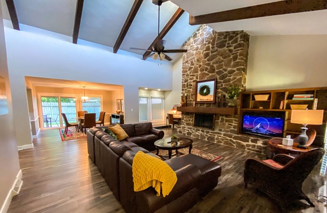 Peaceful Place: Upscale Accomodations, Small Town Feel