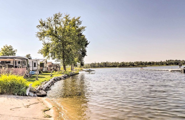 Peaceful Polson Retreat: Flathead Lake Access