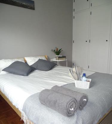 Peaceful Pool Rooms - Near the Beach