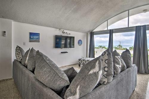 Peaceful Puerto Rico Paradise with Views and Balcony