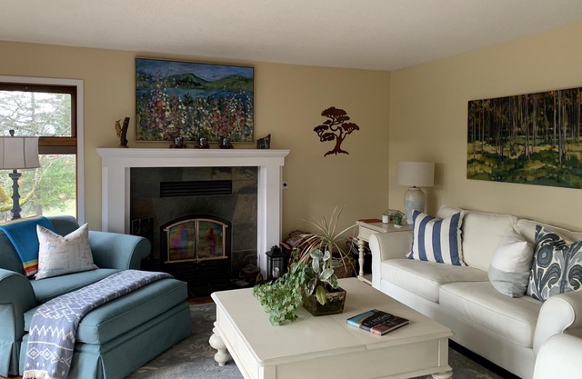 Ruhiges, entspannendes Haus mit Meerblick auf 5 Morgen atemberaubender Salt Spring Isl