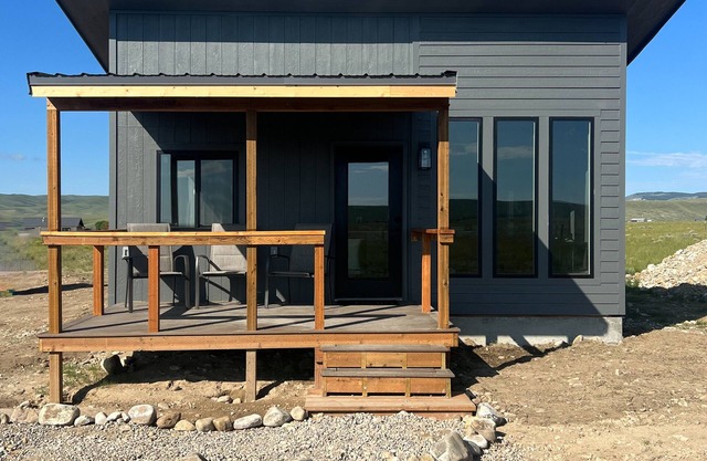 Peaceful Retreat: Modern, Moody, w/ Mountain Views, Covered Deck + Fireplace