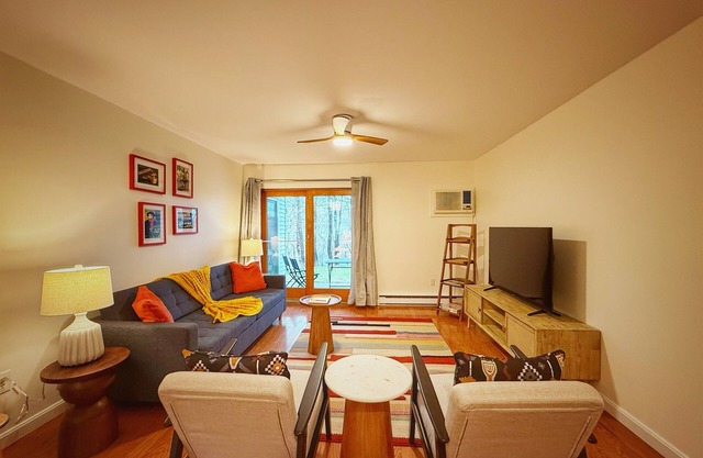 Peaceful Retreat on Chilton Lane