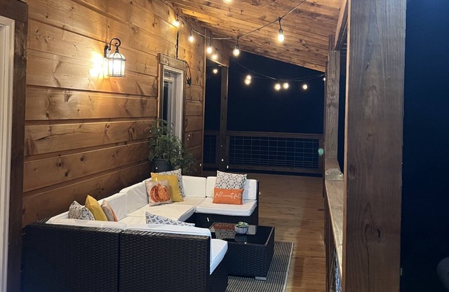 Minutes to downtown Copperhill, McCaysville, and the rushing Ocoee River