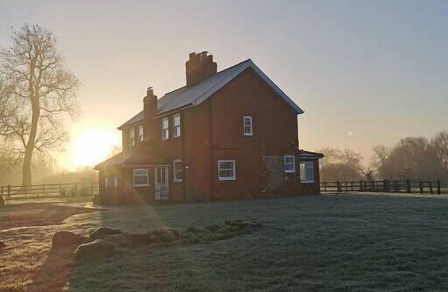 Peaceful South Cottage, Bainvalley Cottages