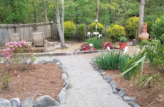 Peaceful, spacious, private getaway for ALL seasons!