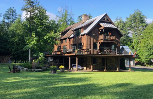 Peaceful, stunning property 3 min to Woodstock-truly a "Blissful Getaway"
