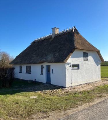 Peaceful Summer House Near Ulvemosehule Forest