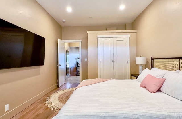 Peach Street Inn | Suite 3 | King Bed