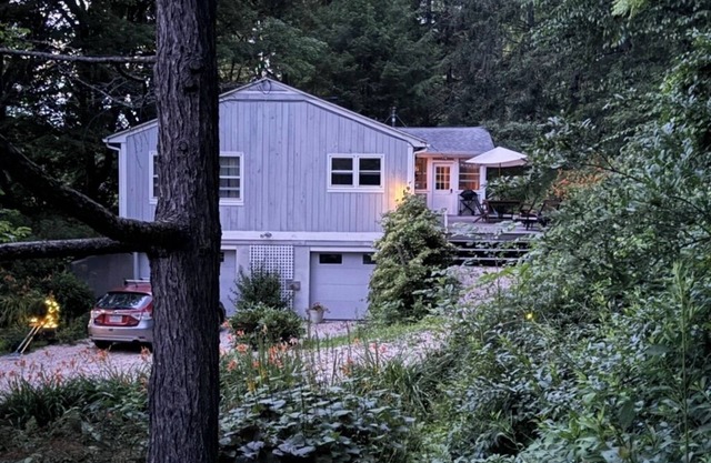 Peacock Garden Cottage, A Unique Upstate Find