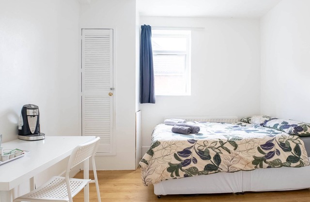 Pebbles guest house room 3