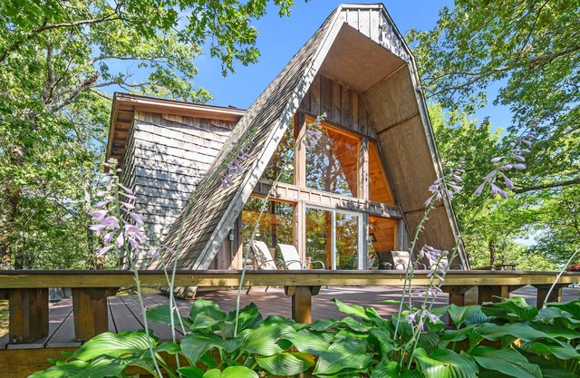Peckerwood Knob Sunrise Cabin; Abgeschiedenheit in den Bergen von SE Oklahoma