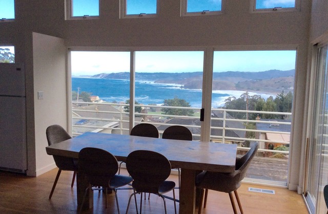 Pedro Point Commanding Ocean View Home, 20 Minuten südlich von SF zum ruhigen Paradies