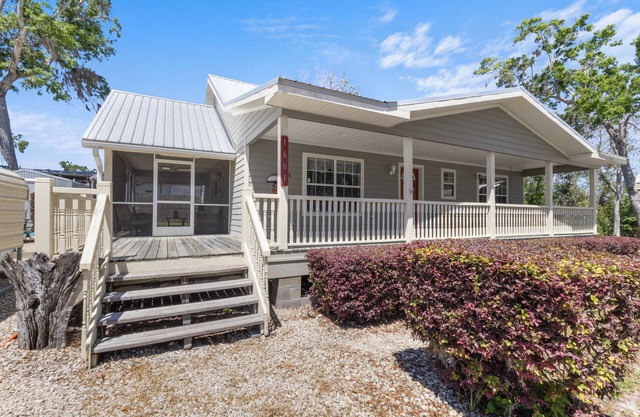 Pelican's Rest - Home in Steinhatchee