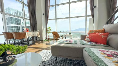 Penang Oceanview Loft
