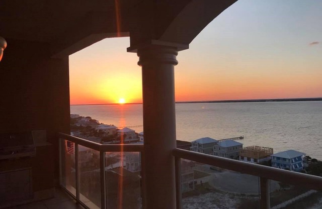 Atemberaubende Sonnenuntergänge und herrliche Aussicht auf die Bucht am Strand von Pensacola!Dieses Gerät KANN SCHLAFEN 9