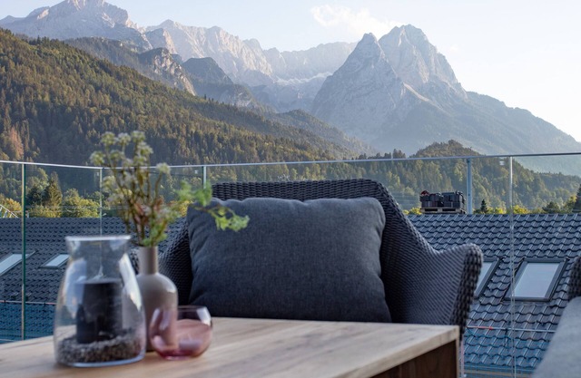Penthouse mit 360 ° Bergblick & Sauna