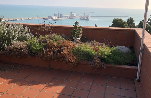 Penthouse Anna, im Zentrum einer kleinen Stadt mit herrlichem Meerblick