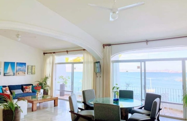 Penthouse apartment, 2 floors, ocean front.