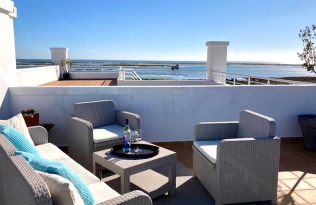 beach&pool view penthouse dream